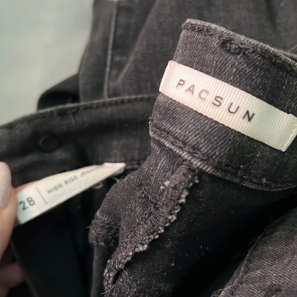 Pacsun black ripped jeans-to the ankle